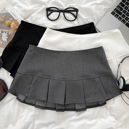 Low Waist Mini Skirt Y2K Black Low Rise Pleated Skort with Bulit-in Shorts Micro Miniskirt Women Teenage Girls Sweet Outfit
