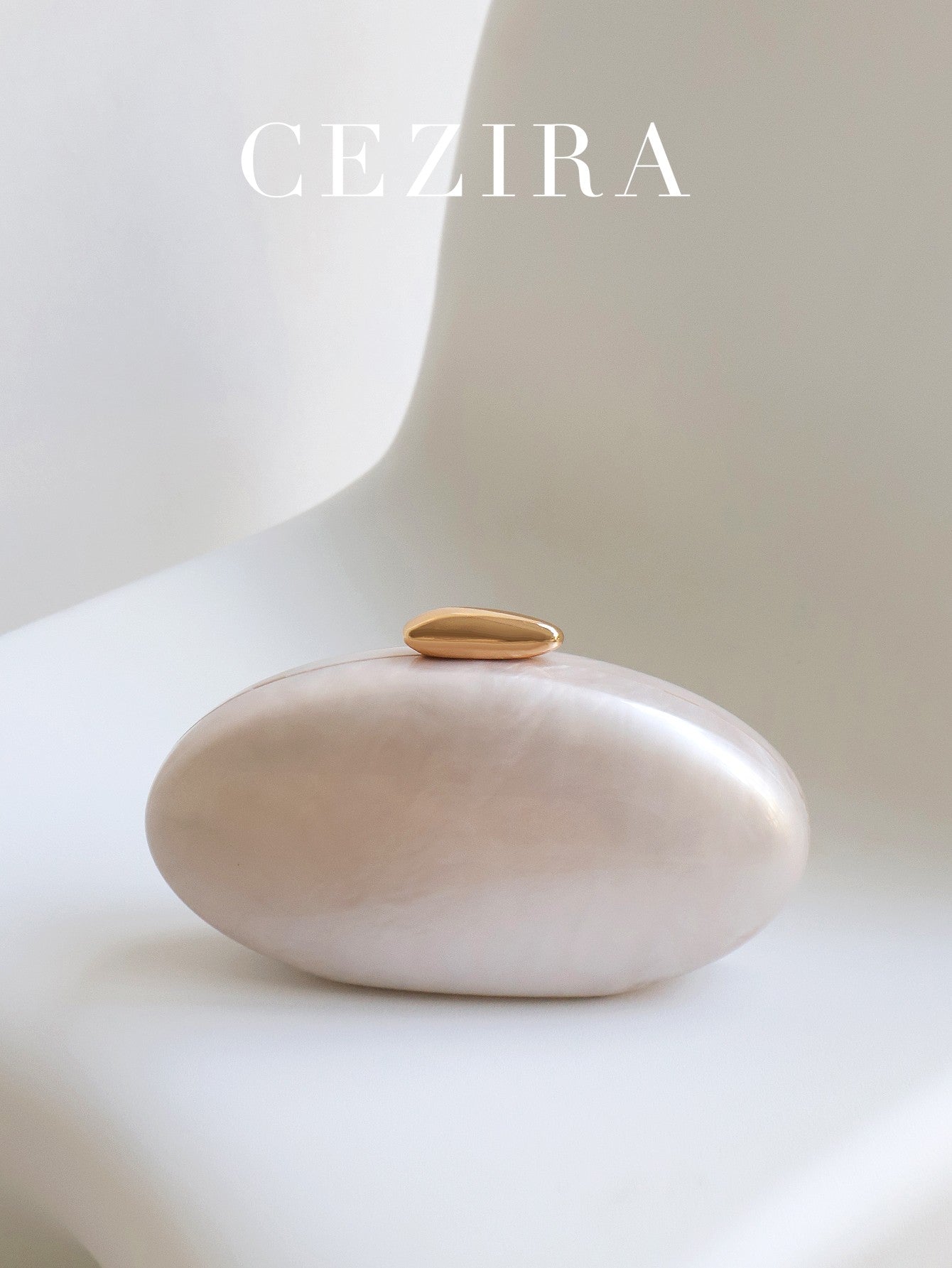 Women's Fashion Evening Clutches Luxury Plain Acrylic Long Chain Cross body Handbag Oval Shaped Fits Phone Wedding Banquet Party