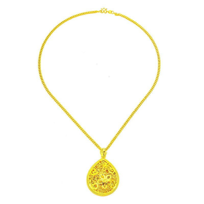 9999 24K heart-shaped necklace, ethnic style luxury hollow pendant, women's gold necklace pendant, gold jewelry jewelry
