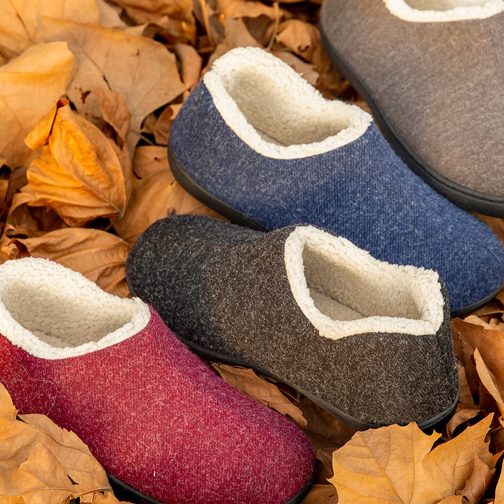 Kidmi Women's Cozy Faux Fleece Slippers Classic Plush Women Shoes Outdoor Closed Non-Slip Rubber Shoes Winter Women House Shoes