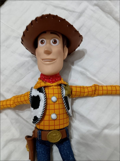 Bonecos de Ação Woody Disney Pixar Toy Story 40cm com Som de Filme em Inglês, Boneco de Personagem, Vaqueiro de Pano, Presente de Aniversário para Crianças