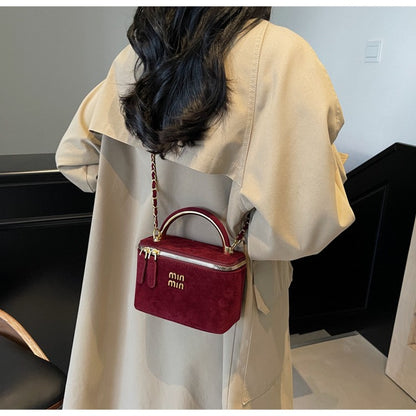 2025 Light Luxury Designer Retro Box Bag Female Korean Version of The Texture One-shoulder Messenger Mini Earphone Lipstick Bag