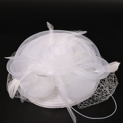 FS Casamento Igreja Chapéus Vermelhos Fascinadores Para Mulheres Com Véu de Pena Festa Coquetel Adorno de Cabeça 2025 Senhora Elegante Chapéu Kentucky Derby