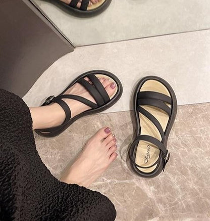 Sexy Model Buckle Sandals Travel Slippers 2025 Summer Fashion Non-slip Round Toe Hollow Comfortable Casual Flat Shoes