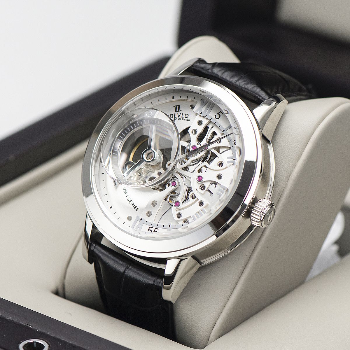 OBLVLO Luxury Retro Casual Men Skeleton Automatic Watches Mechanical Calfskin Strap Mineral Crystal Glass Waterproof Dial 45 VM