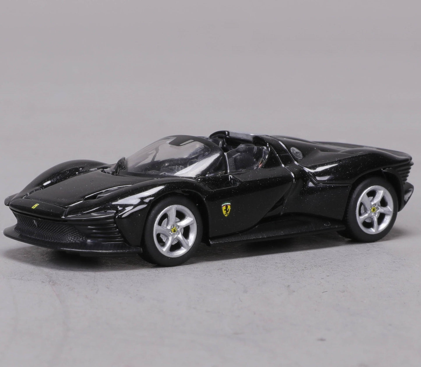 Bburago 1:64 SP1 Ferrari 812 SF90 Competizione Amarelo Liga Miniatura Ferrari Daytona SP3 Esportivo Modelo Fundido Brinquedos Personalizados