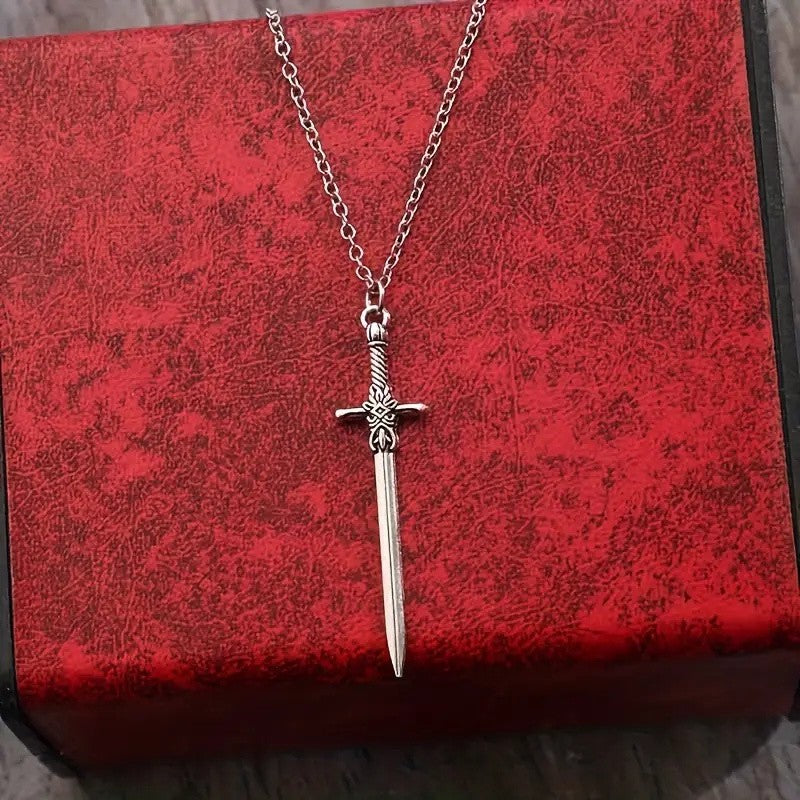 [Um pingente de espada retrô] Colar com Pingente de Espada Retrô, Colar com Pingente de Liga de Zinco com Cruz Estilo Punk para Mulheres e Homens
