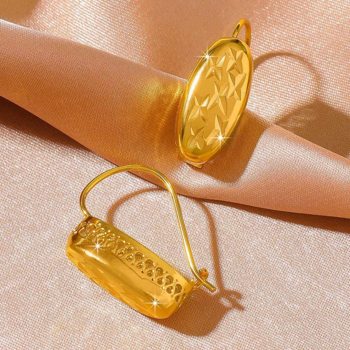 Niche Unique Retro Embossed Gold Ear Hooks For Women 24K Gold AU999, Special pattern hard to duplicate