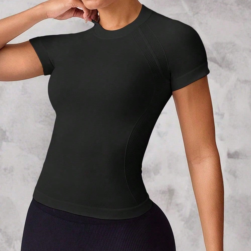 Women's short-sleeved sports top, breathable and quick-drying fabric, suitable for running and yoga,