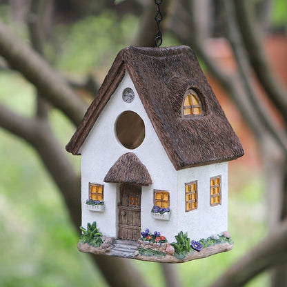 Casa de Pássaros de Resina para Jardim - Cabana Decorativa Suspensa, Presente Perfeito para Amantes de Pássaros e Pássaros Pequenos