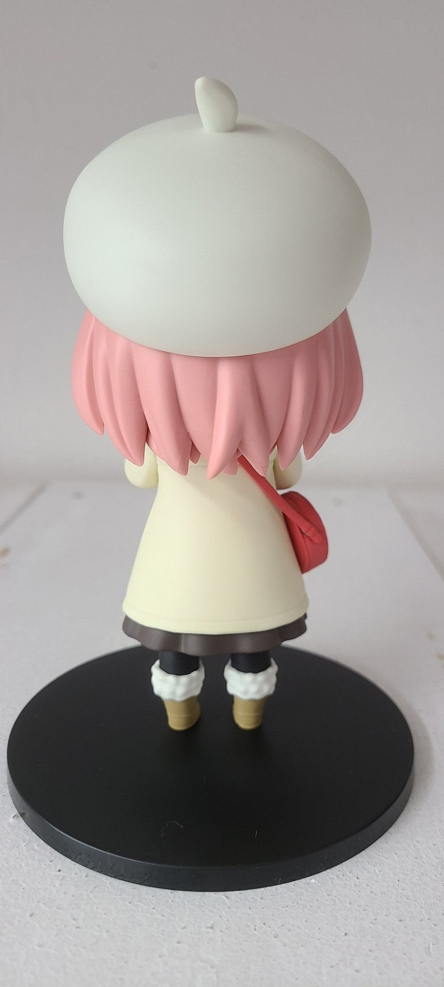 15CM Anime SPY Family Anya Forger Figura 4 Roupas de Inverno Chapéu Vestir-se Fofo Modelo de Pé Brinquedo Presente Coleção Boneco de Ação