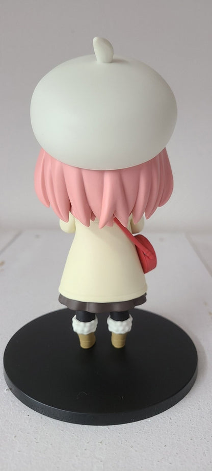 15CM Anime SPY Family Anya Forger Figura 4 Roupas de Inverno Chapéu Vestir-se Fofo Modelo de Pé Brinquedo Presente Coleção Boneco de Ação