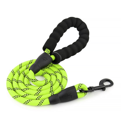 Coleira redonda de nylon reflexivo de seda para cães de médio e grande porte, corda de puxar para passear com cães