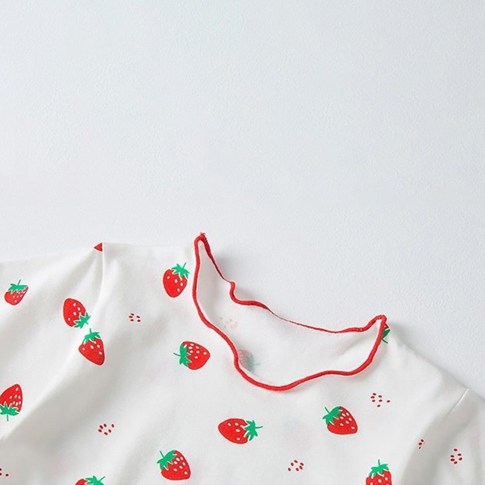 Girls Summer Pajama Sets Stylish Cartoon Pattern Printing Short Sleeve Top and Pants Made from Luxurious Cozy Ice Silk Material