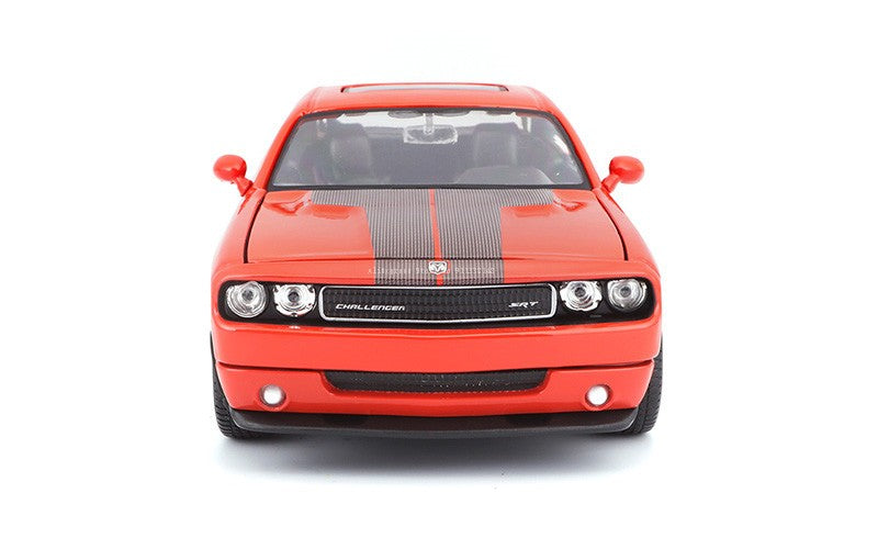 Maisto 1:24 2008 Dodge Challenger simulation alloy car model crafts decoration collection toy tools gift