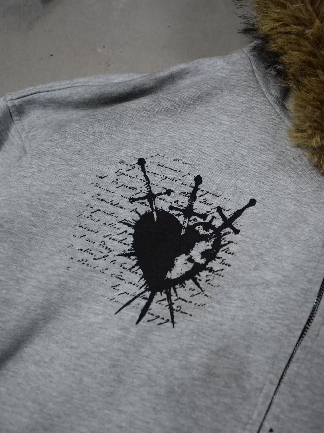 Autumn and winter fashion figure pattern wing letter fleece men hoodie American street hip-hop clothing couple casual sportswear