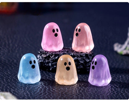 10/20/50pcs Luminous Ghost Figures Glowing At Night Action Figure Mini Micro Landscape Miniatures Halloween Decoration Gifts