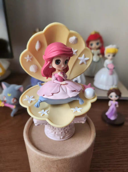 Bandai Disney A Pequena Sereia Anime Qposket Personagens Ariel Linha Glitter Boneco de Ação Modelo Colecionável Brinquedos Presente de Aniversário