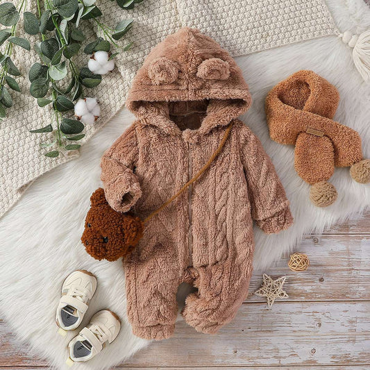 Macacão Infantil Masculino Fofo de Inverno 2024 Manga Longa com Capuz Moda Pelúcia para Roupa de Rua Quentinha