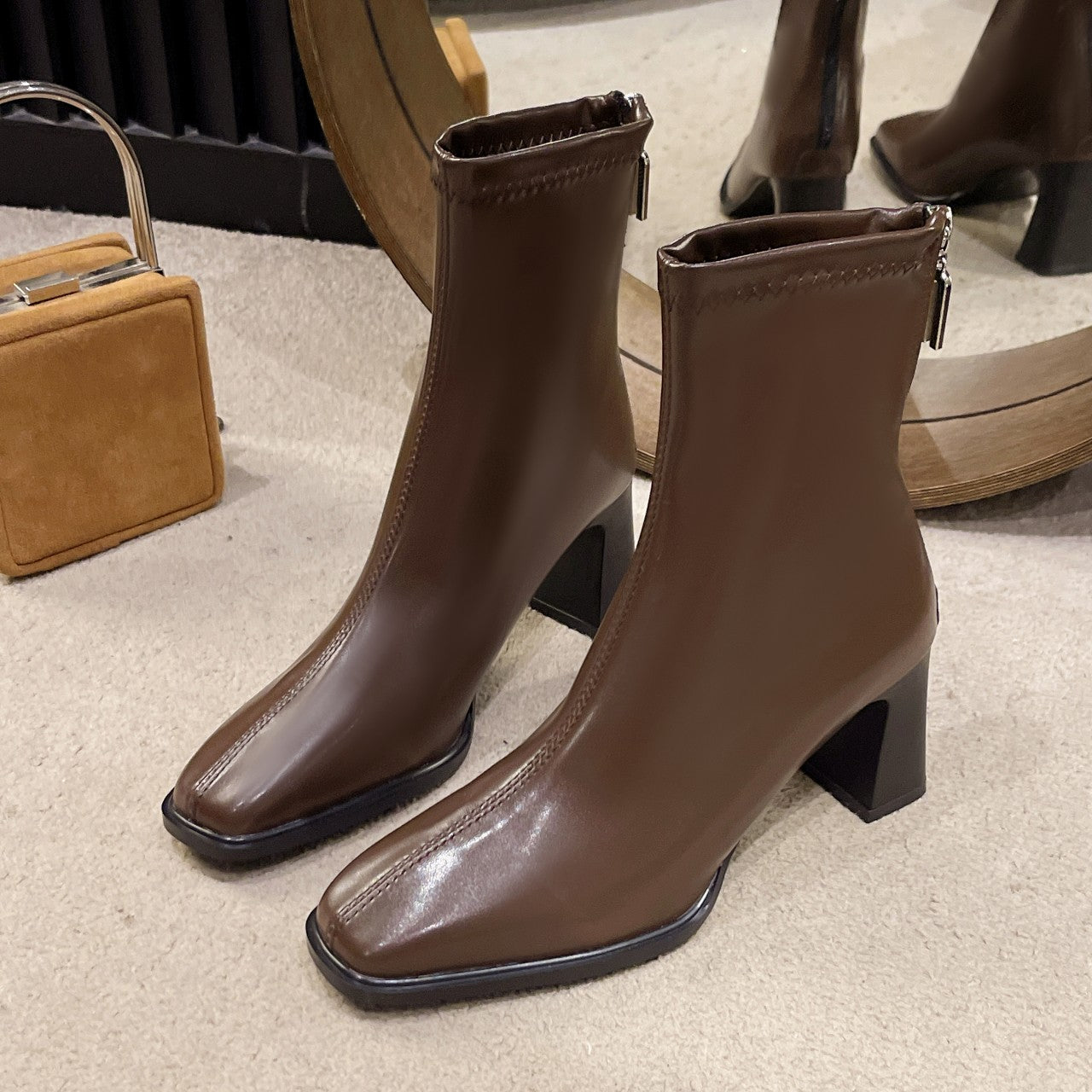 High Quality High Heel Boots Women Leather Winter Boots Women Comfortable Warm Fur Women Ankle Boots Shoes Black Brown D159