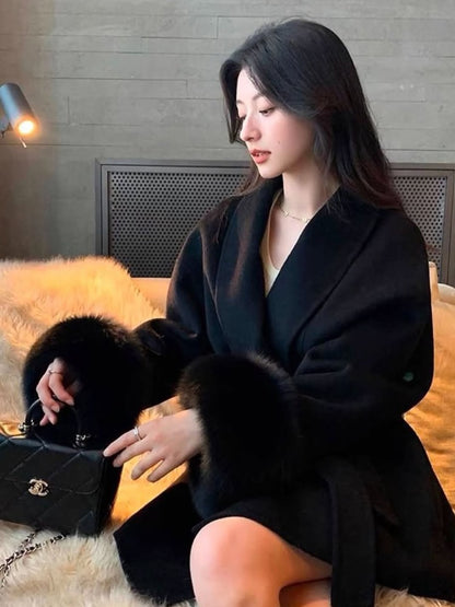 Casacos Curtos de Lã Elegantes com Cadarço Sólido Lapela Solta Cinto Peludo Manga Longa Jaqueta Feminina 2025 Outono Inverno Lady Chique Cardigãs
