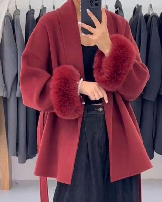 Casaco Curto de Lã Liso com Amarração para Mulheres Elegante Solto Lapela Peluda Cinto Manga Longa Jaqueta Outono 2025 Feminino Casual