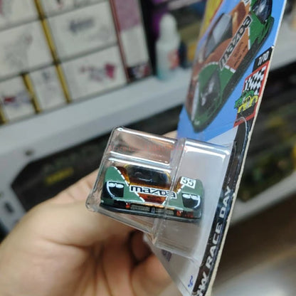 Original Hot Wheels HW Race Day Mazda 787B Super Treasure Hunt Colecionável 1:64 Modelo de Carro de Brinquedo Diecast