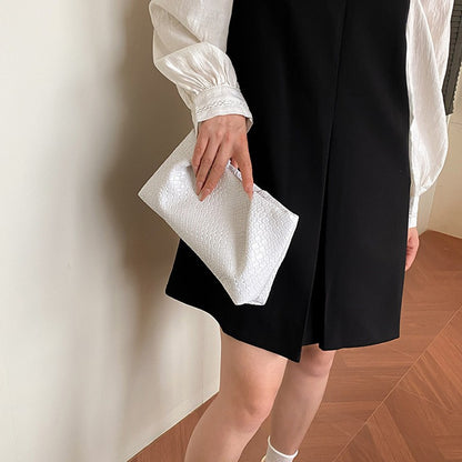 Large Capacity Shoulder Bag New Fashion Popular Woven Commuter Simple Clutch Bags Retro Evening Phone Pocket