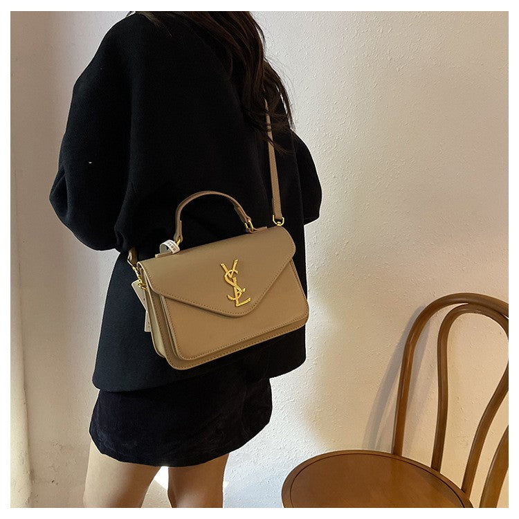 2025 New Retro Small Square Bag Leisure Bag Single Shoulder Crossbody Bag Versatile Commuter Postman Bag