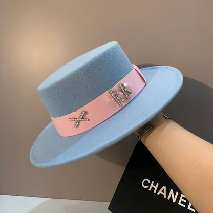 2022 new oversized edge flat top hat retro French felt hat outdoor sun hat women's big-brimmed fedora hat