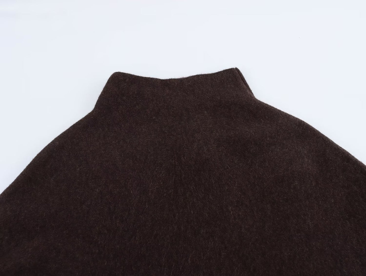 JNLEAOG Casaco de Gola Alta Assimétrica de Malha Feminina para Rua Elegante Fibra de Poliéster Outono Nova Chegada Design de Moda