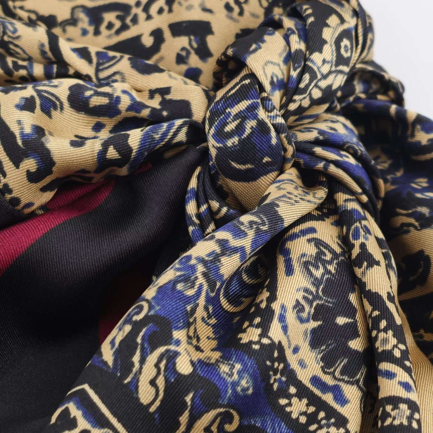 2025 autumn new women's clothing casual fashion versatile elegant temperament vacation style paisley wrapped skirt