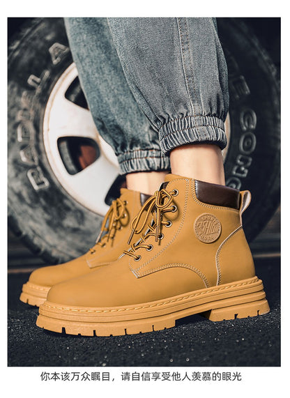 Botas masculinas de cano alto para as quatro estações, sapatos de trabalho ao ar livre antiderrapantes e confortáveis, botas amarelas de couro casuais britânicas da moda