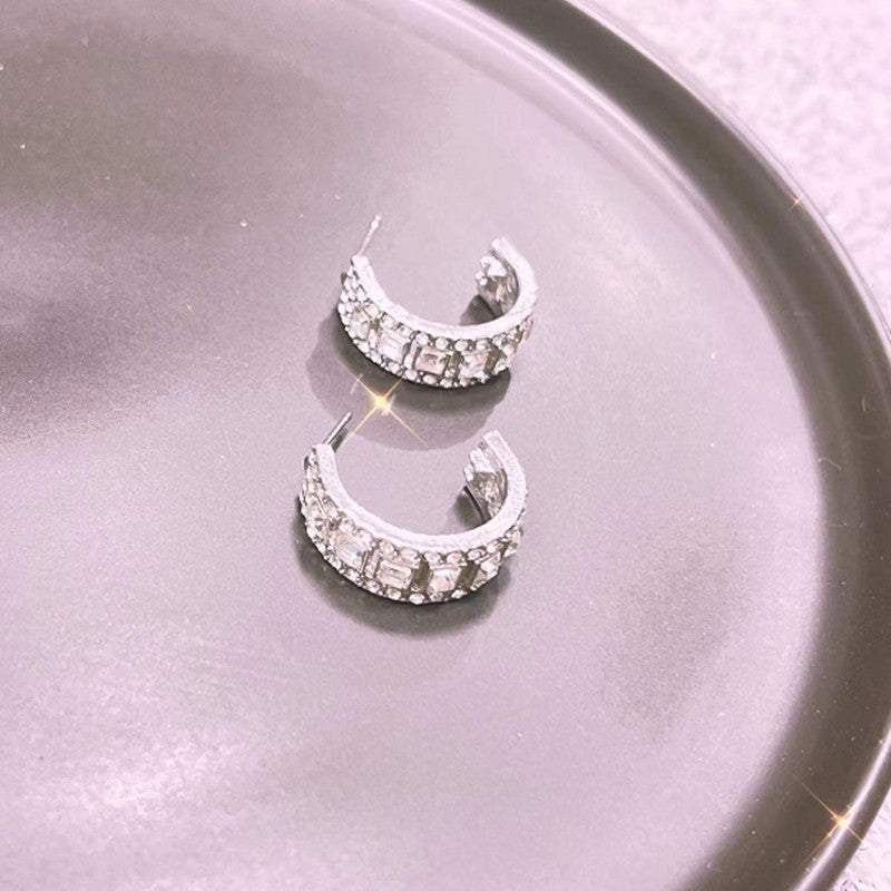 Brincos de Folhas Douradas com Cristal Verde para Mulheres Acessórios Diários de Individualidade Presentes de Joias para o Dia dos Namorados Aniversário