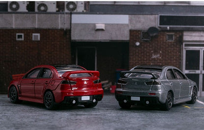 TOMY Mitsubishis JDM Lancer Evo X Carros de liga leve e veículos de brinquedo Modelo de carro em miniatura em escala para crianças