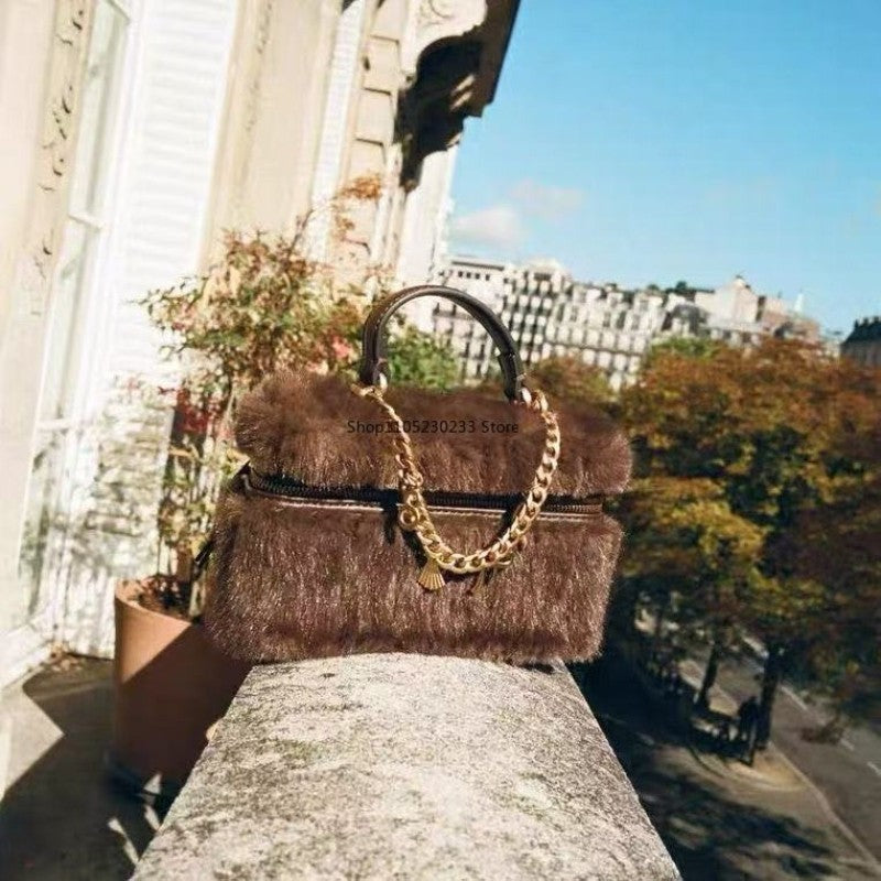 Faux Fur Mini Box Bags Luxury Designer Handbag for Women Trendy Ladies Fashion Casual Chain Elegant Shoulder Bags Crossbody Bag