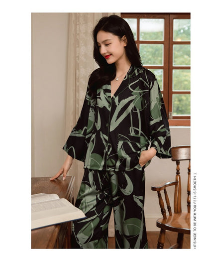 Premium Women's Ice Silk Pajama Set Lightweight Long Sleeve Loungewear Fashionable Silk Design Luxurious Comfort for Homewear