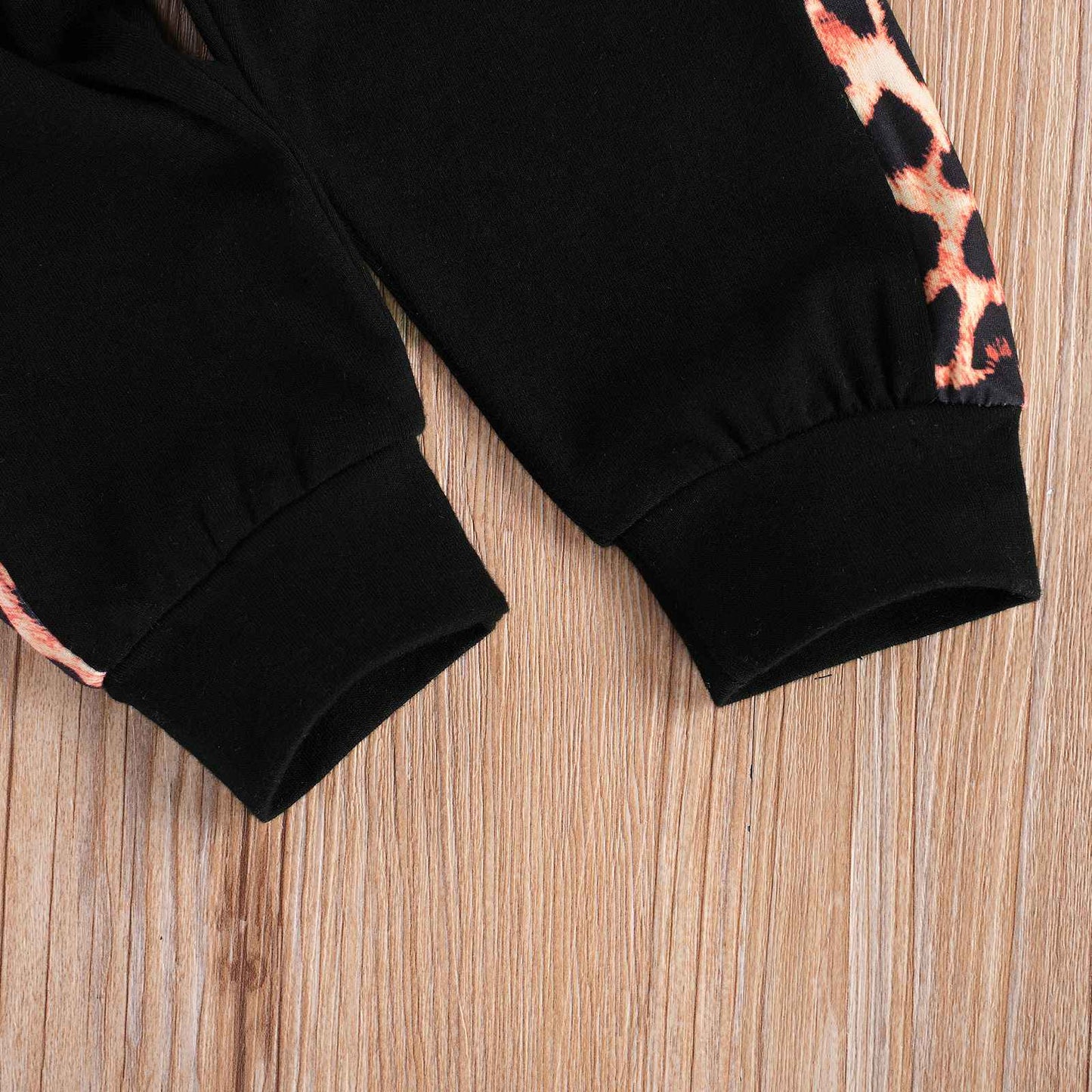 Infant Baby Girl Long-sleeved Trousers Suit Letter Hooded T-shirt Leopard Stitching Long Pants Headband 3Pcs Clothes Spring Fall