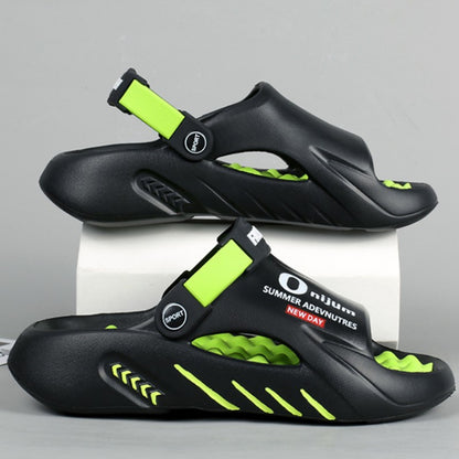 2025 New Men Massage Slippers Slides Indoor Outdoor Man Sandals Beach Casual Shoes Comfortable Sole Men Slippers Big Size 38-47