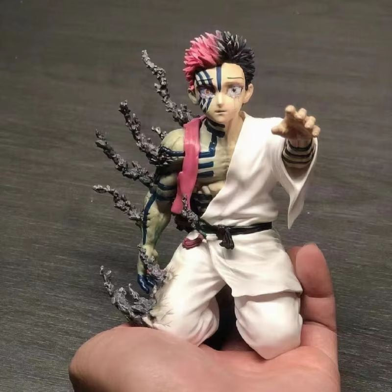 2025 Nova Figura de Anime Demon Slayer Akaza Hakuji de 13cm Modelo Boneca Estatueta de Ação PVC Decoração Periférica Brinquedos para Área de Trabalho