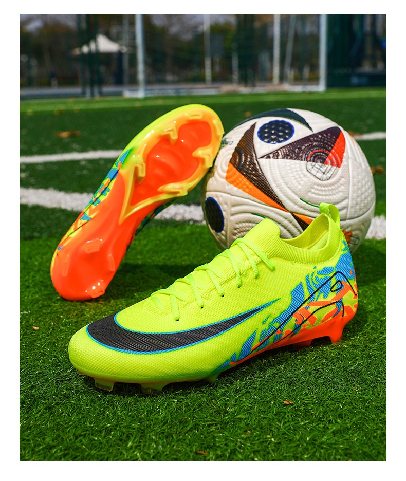 New Men Football Boots Training Long Spikes Soccer Shoes Sneakers Original  Drop Shipping Futsal Cleats Match Ultralight Indoor