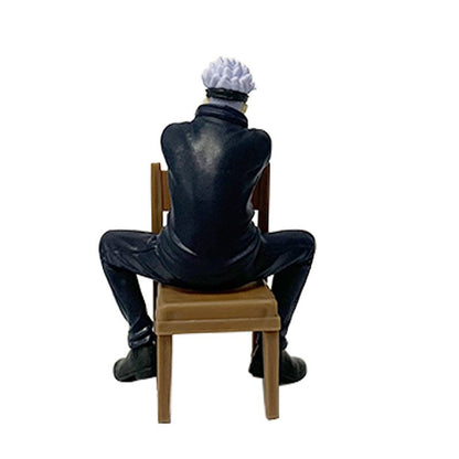 11CM Gojo Satoru Anime Jujutsu Kaisen Figura Satoru Gojo Posição Sentada de Descanso Vem Com Banquinho Brinquedo de Presente Action Figure PVC