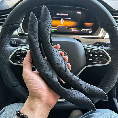 Capa de Volante Redondo em forma de D Universal para Carro Furo de ventilação Couro Absorve suor Antiderrapante Acessórios de Decoração 15 polegadas