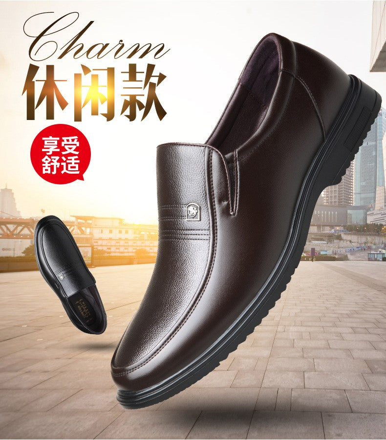 Sapatos Sociais Masculinos de Couro Marca de Luxo 2025 Mocassins Masculinos Sapatos de Vestir Respiráveis Slip-on Sapatos de Condução Pretos Tamanhos Grandes 38-46