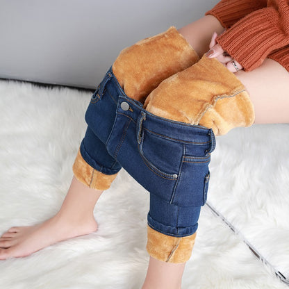 New Women Thermal Jeans Winter Snow Warm Plush Stretch Jeans Lady Skinny Thicken Students Denim Pants Fleece Mom Fur Trousers