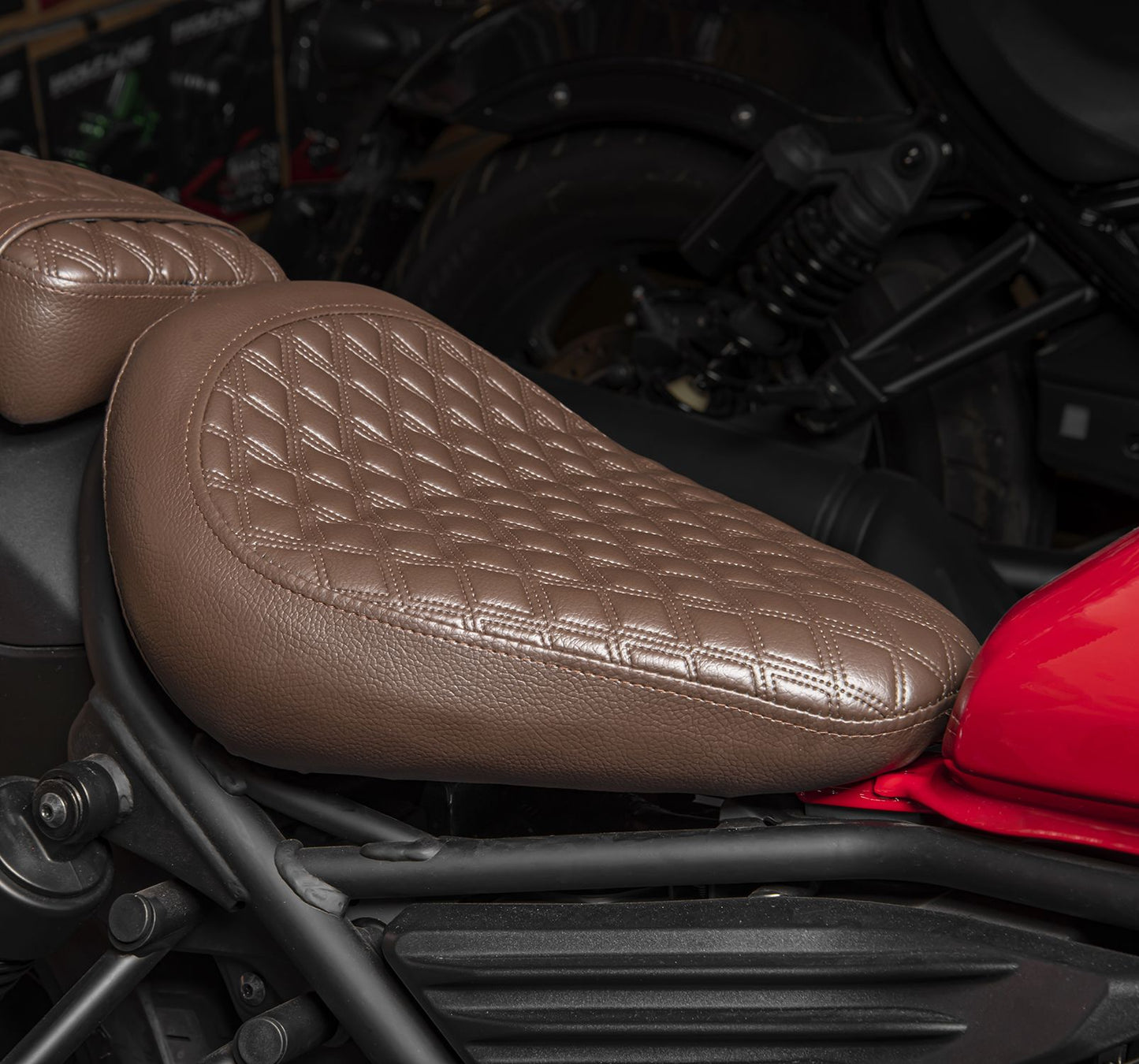 Almofada de Assento Dianteiro Solo WOLFLINE para Honda CMX500 300 2017-2024 Almofada de Banco Traseiro de Assento de Condução Engrossada Acessórios Suaves para Motocross