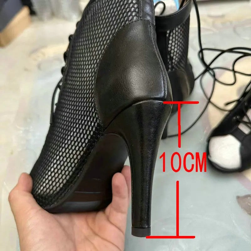 Novas Sandálias Femininas de Salto Alto Sexy Vazadas em Tela Tendência da Moda Verão Conforto Peep Toe Botas Stilettos Jazz Dance Tamanhos Grandes