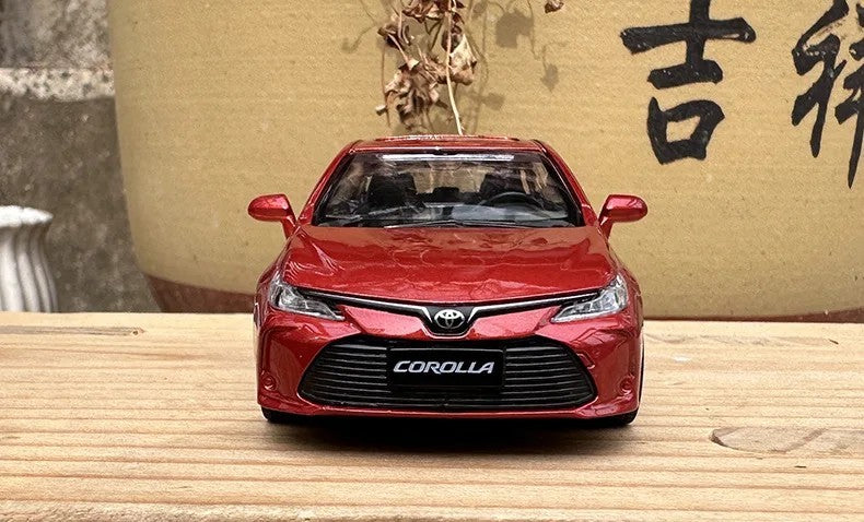 1:43 Corolla Liga Carro Modelo Diecasts & Veículos de Brinquedo Modelo de Escala Em Miniatura Para Crianças Coleção Enfeites Presentes de Aniversário