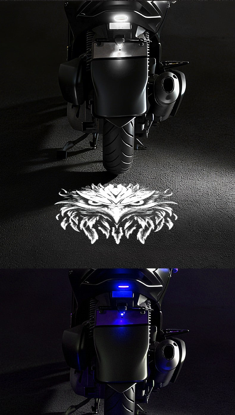 Luz de projeção de motocicleta e veículo elétrico olho de diabo LED de alta definição luz de placa anti-colisão traseira mod