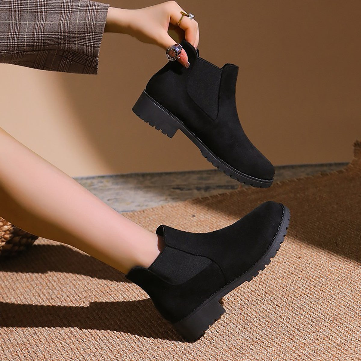 Women Boots Chunky Heel Platform British Style Thick Sole Increase Height Casual Chelsea Boots For Autumn And Winter Casual Wear